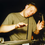 DJ Ivanov play vynilz